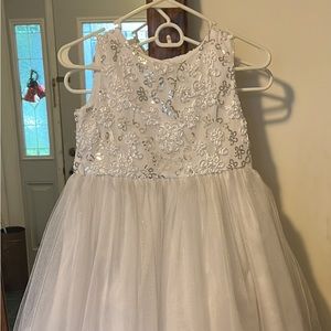Girls white size 10 dress.  Wore once in a wedding  good condition